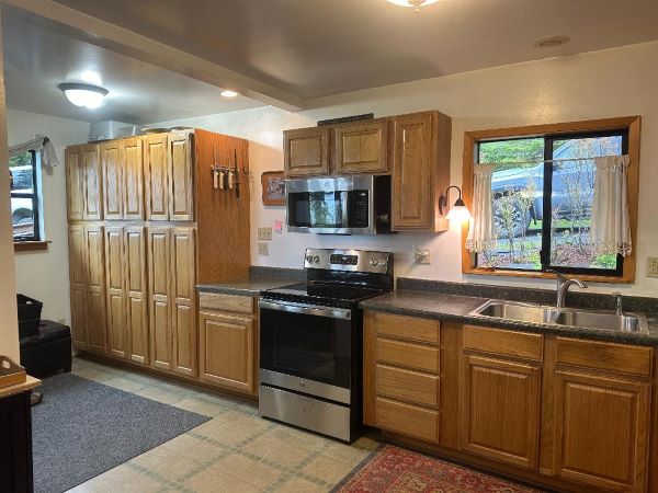 151 3rd, Wrangell, Alaska 99929, 1 Bedroom Bedrooms, ,2 BathroomsBathrooms,Single Family Home,Sold Listings,3rd ,1208