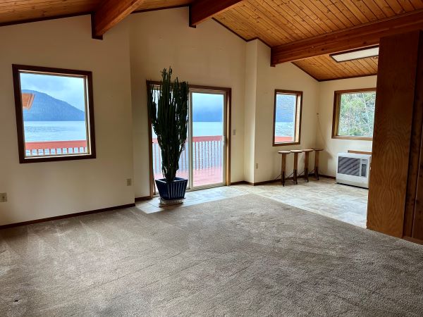 8.25 mile Zimovia hwy, Wrangell, Alaska 99929, 3 Bedrooms Bedrooms, ,1 BathroomBathrooms,Single Family Home,Homes,Zimovia hwy,1227