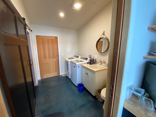 11.2 Zimovia Hwy, Wrangell, Alaska 99929, 2 Bedrooms Bedrooms, ,2 BathroomsBathrooms,Single Family Home,Homes,Zimovia Hwy,1233