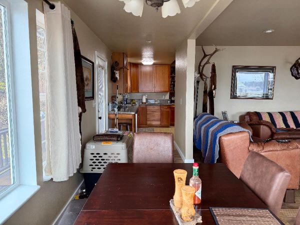 120 Reid, Wrangell, Alaska 99929, 4 Bedrooms Bedrooms, ,3 BathroomsBathrooms,Single Family Home,Homes,Reid,1236