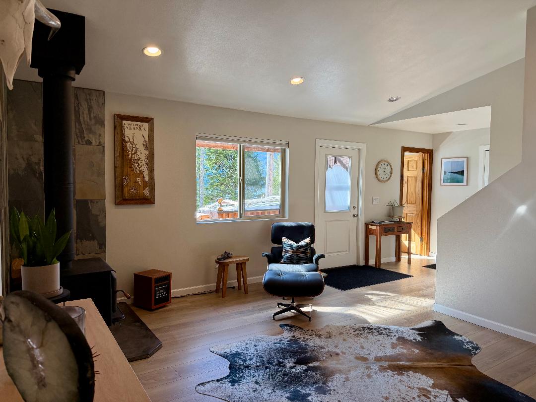 8 1/2 Zimovia Hwy, Wrangell, Alaska 99929, 2 Bedrooms Bedrooms, ,2 BathroomsBathrooms,Single Family Home,Homes,Zimovia Hwy,1245