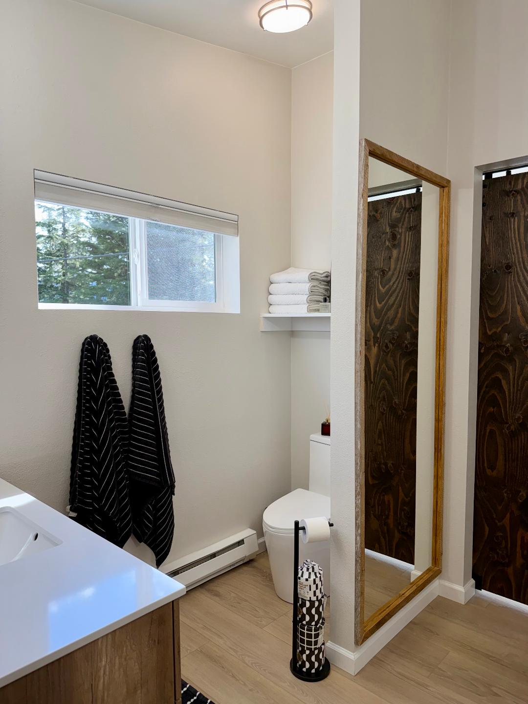 8 1/2 Zimovia Hwy, Wrangell, Alaska 99929, 2 Bedrooms Bedrooms, ,2 BathroomsBathrooms,Single Family Home,Homes,Zimovia Hwy,1245